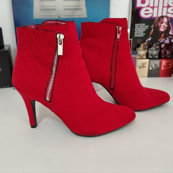 ME TOO ELLEN Ankle Bootie Red Suede Pointed Toe Stiletto Heel Size 7 - Picture 4 of 10